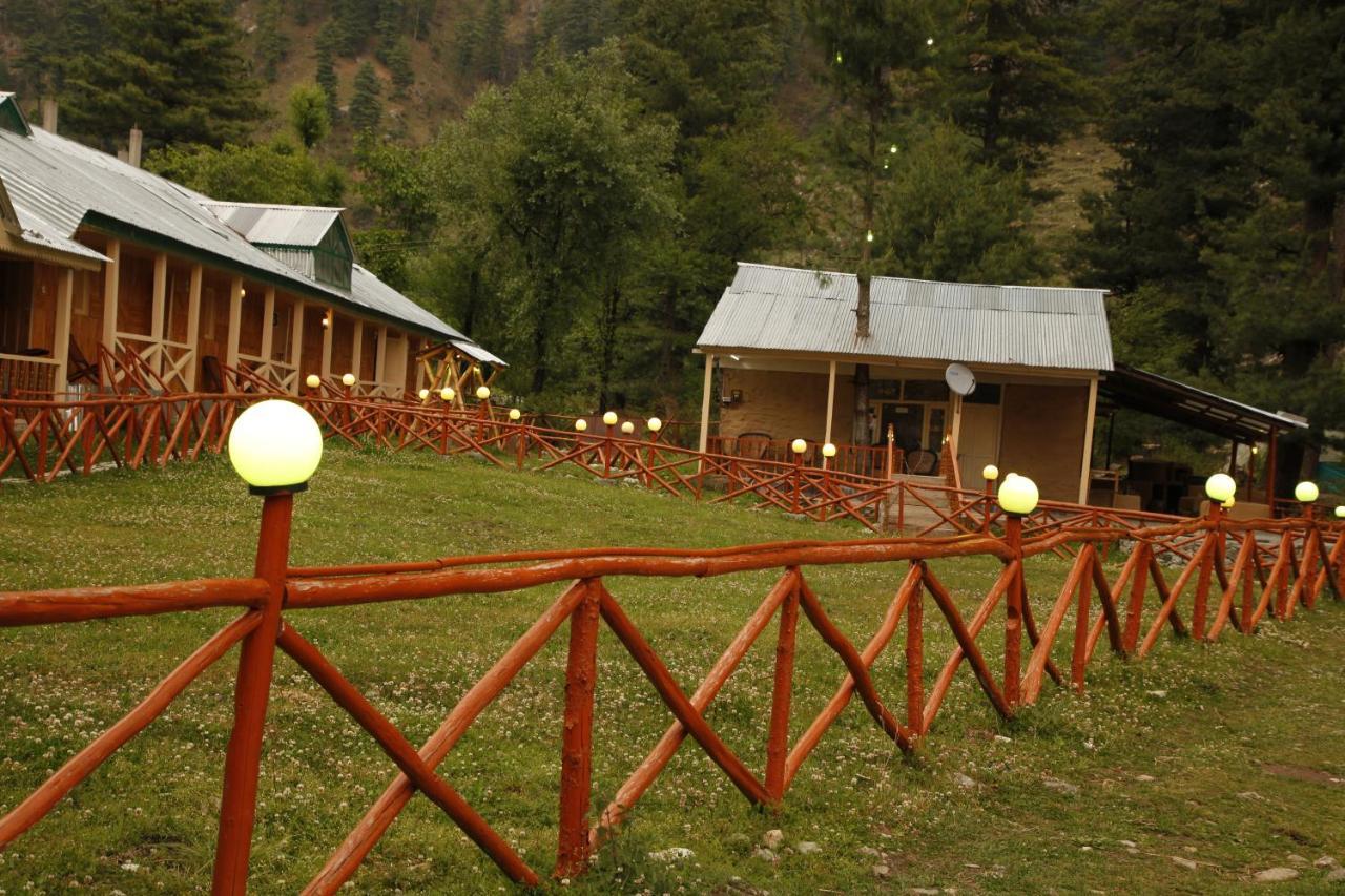 Wind Chime Baga Sarahan Rāmpur Kültér fotó